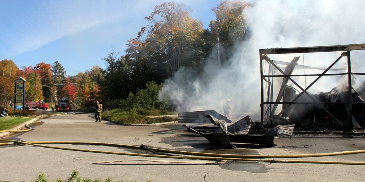 L'entreprise établie sur le croissant des Hauteurs a perdu un bâtiment cet après-midi.