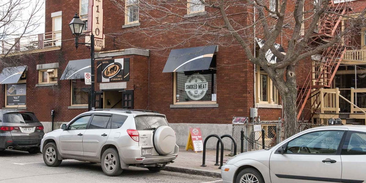 Le Smoked Meat Bar toujours ouvert