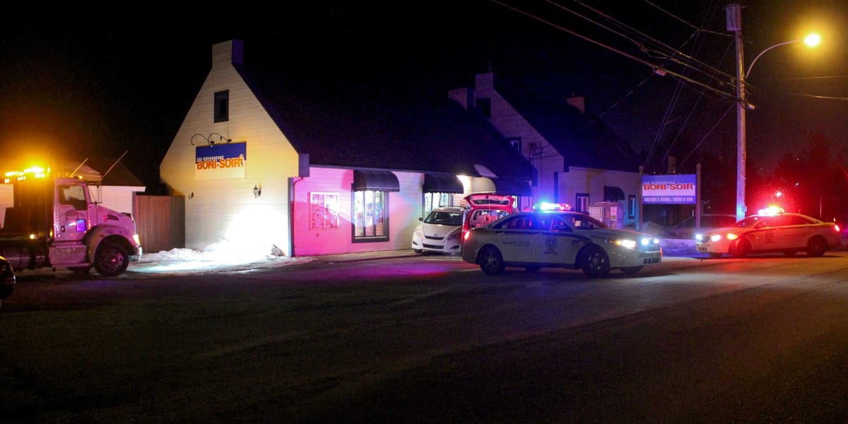 Une heure de fermeture inattendue pour le dépanneur de la rue Principale à Saint-Sauveur, le dimanche de Pâques. Photos par A