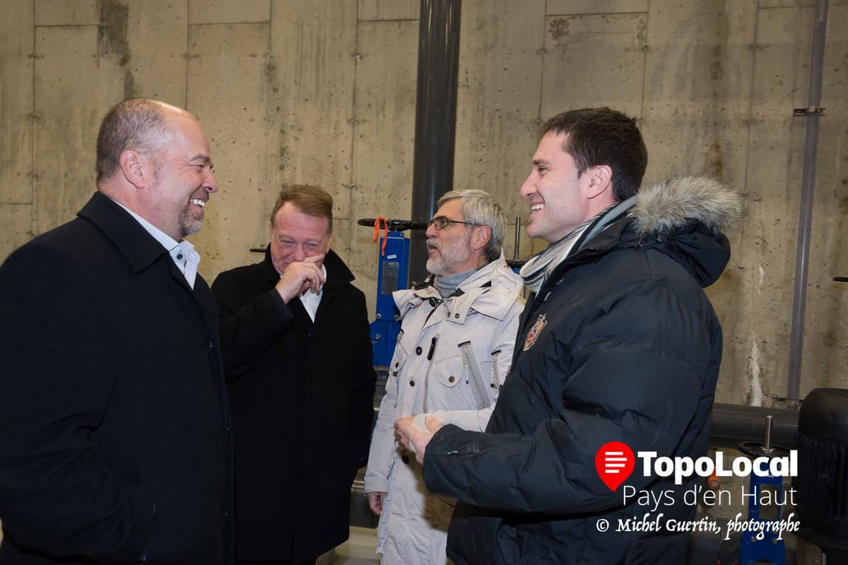 Martin Lavallée, copropriétaire de l’Hôtel Spa Mont Gabriel, le maire de Sainte-Adèle Robert Milot, Marcel Laurence du Groupe