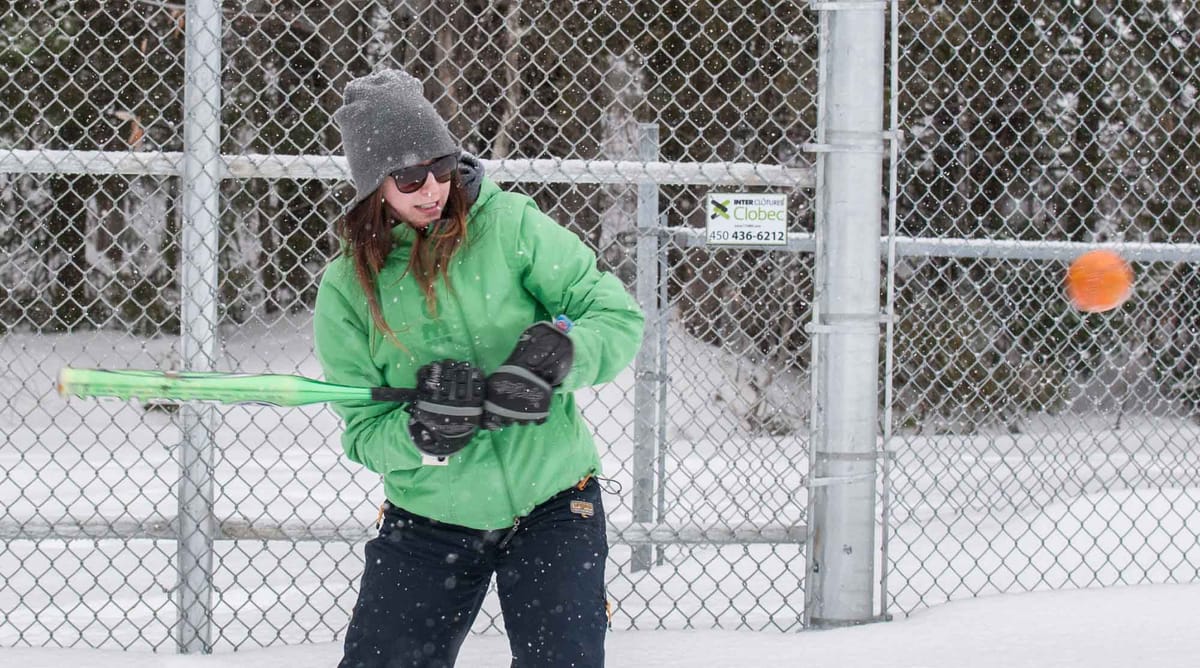 Balle molle en raquettes à Sainte-Sophie