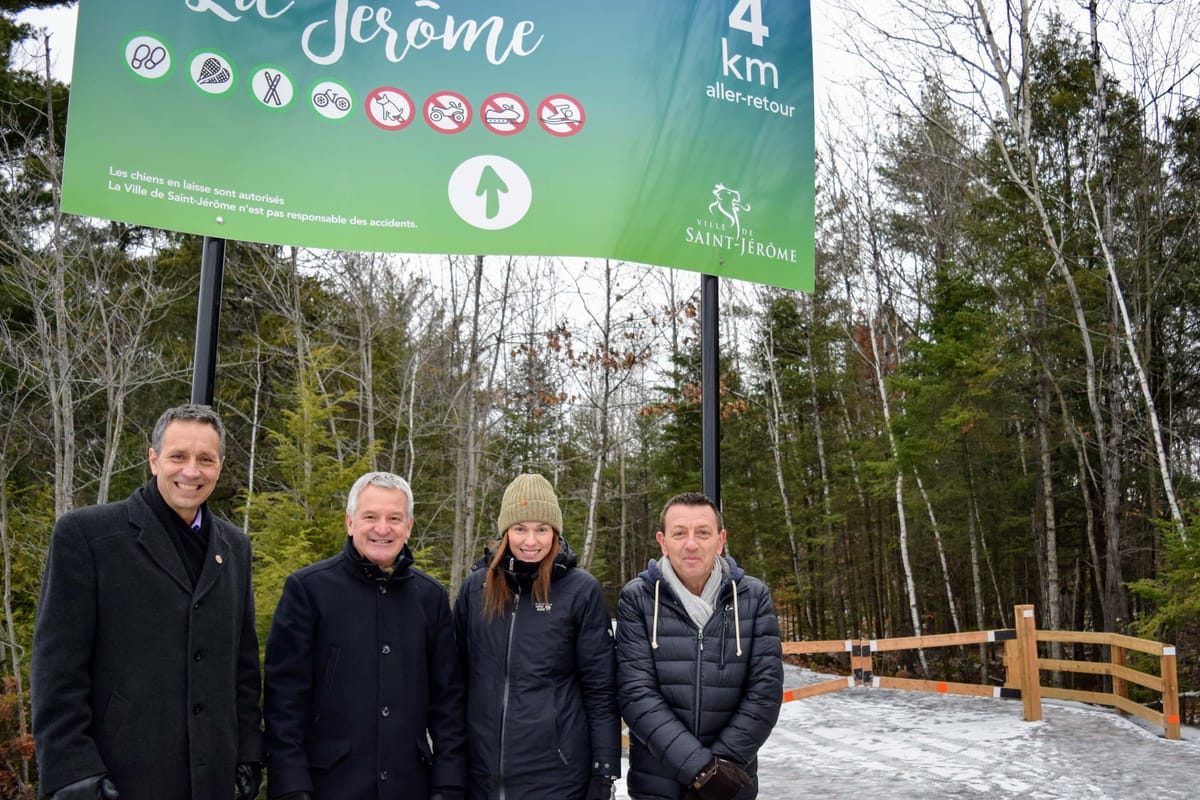 Stéphane Maher, maire de Saint-Jérôme, Gilles Robert, maire suppléant et président de la Commission mandataire aux organismes