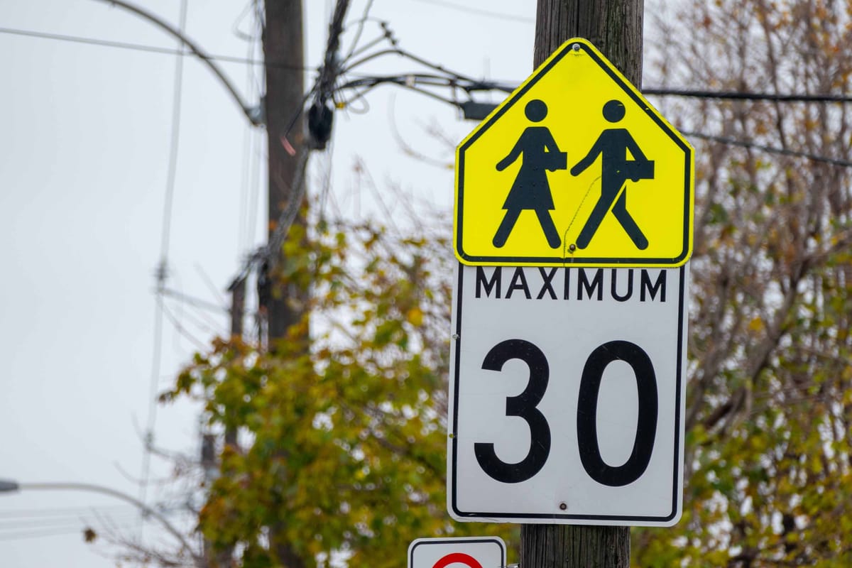 Vitesse autour d'une école: 806$ d'amende!