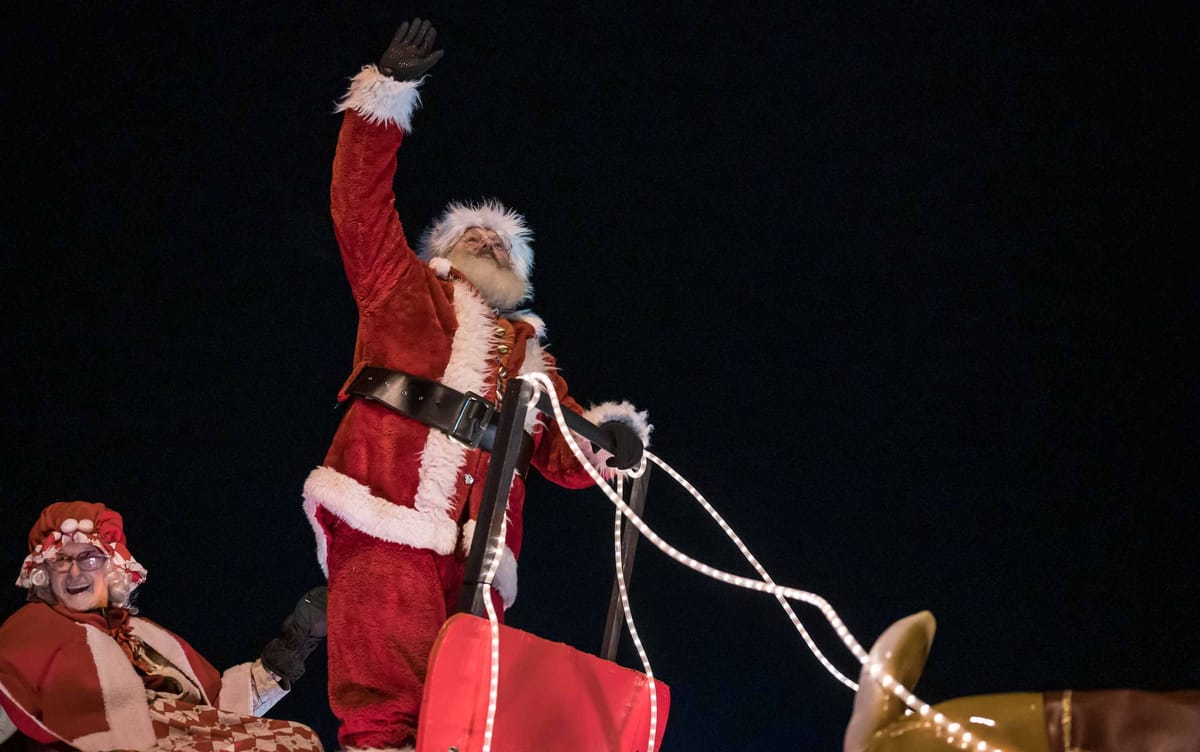 La parade du Père Noël de Saint-Colomban en photos