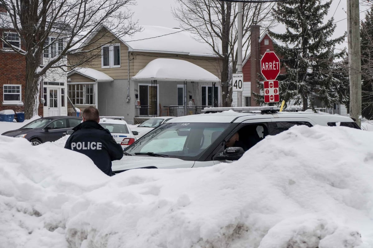 Rues barrées pour prendre soin d'une personne en détresse à Saint-Jérôme