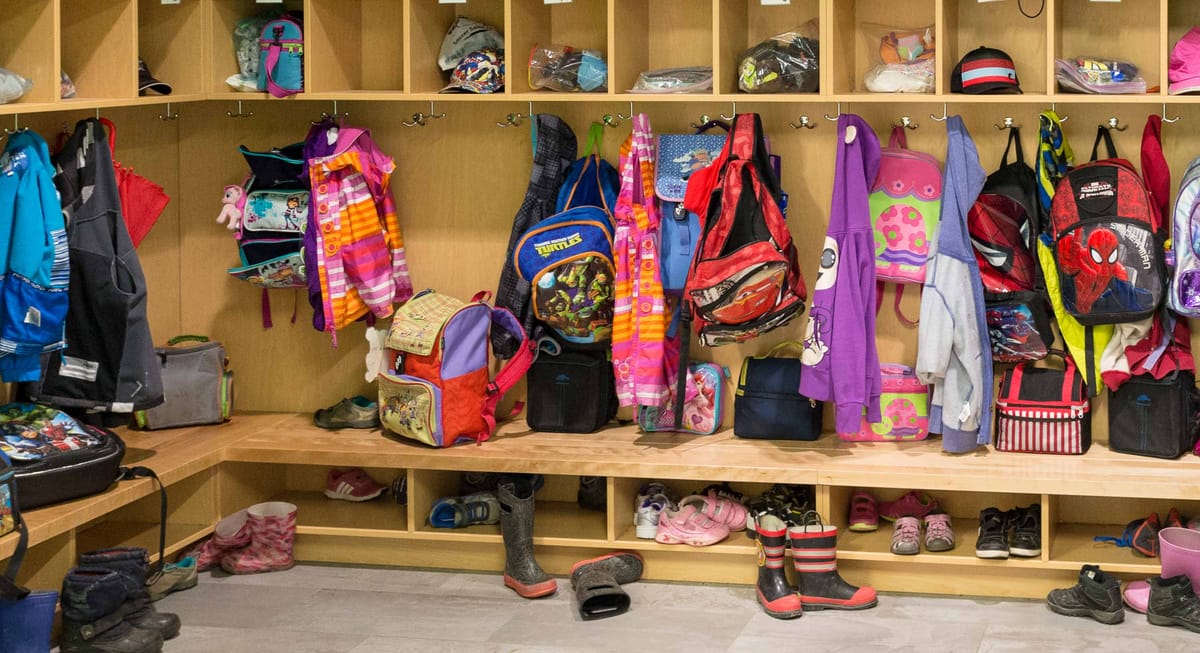 «Trop chères et superflues» disent des opposants aux maternelles 4 ans