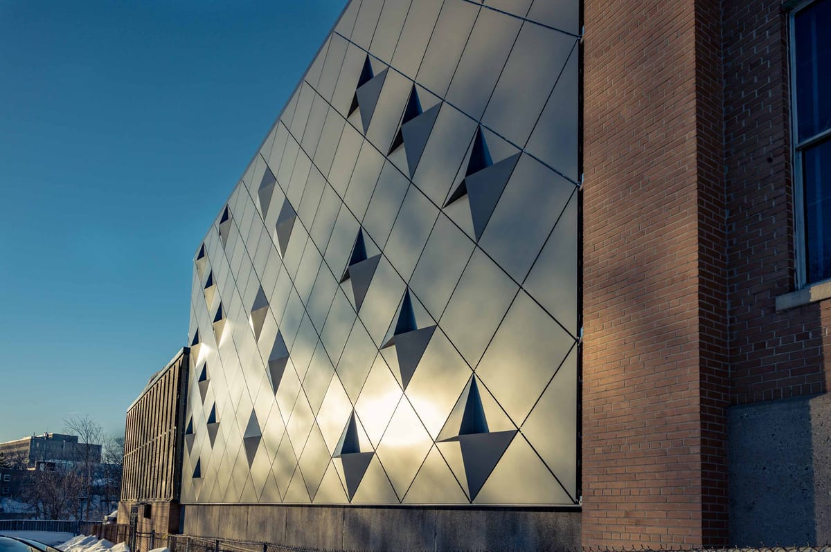 Nouveau mur du futur pour l'édifice Bell de la rue Labelle