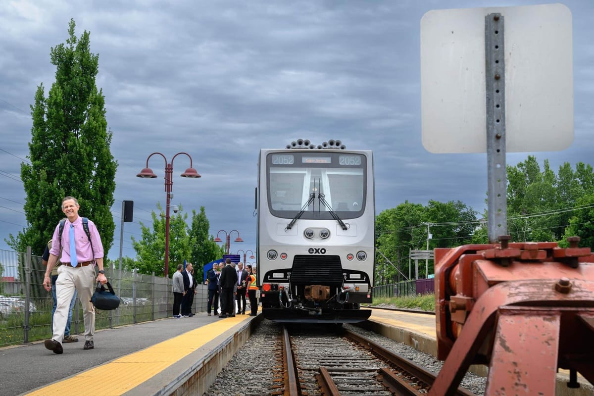 Exo a dévoilé son nouveau train à Saint-Jérôme