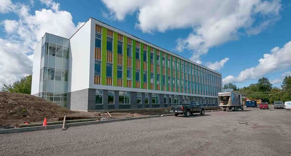 Après cette nouvelle école primaire qui devrait être prête pour la rentrée 2015, une autre école primaire est prévue dans le