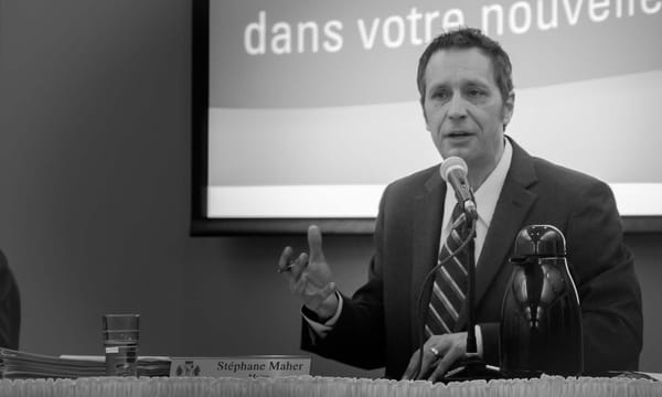 Le maire de Saint-Jérôme, Stéphane Maher.