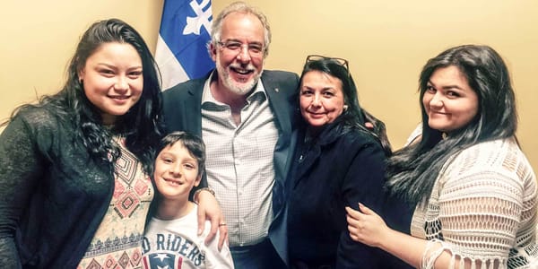 La famille Pelaez Carneiro reste unie à Saint-Jérôme au lieu d'être retournée dans trois pays, après dix ans de travail auprè