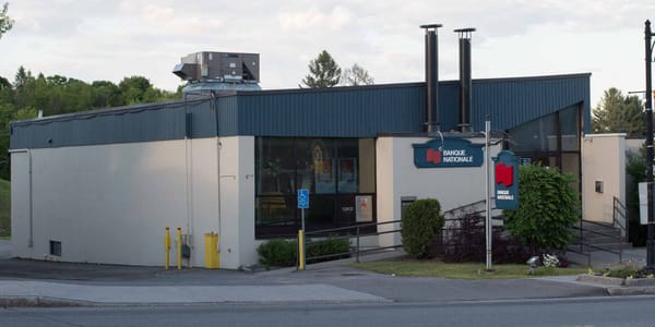 La banque Nationale de Sainte-Adèle déménage