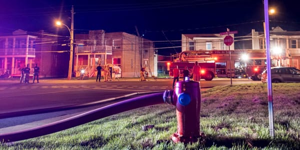 Un incendie s'est déclaré le soir du 20 juillet sur la rue Saint-Georges, à 500 mètres de la caserne des pompiers.
