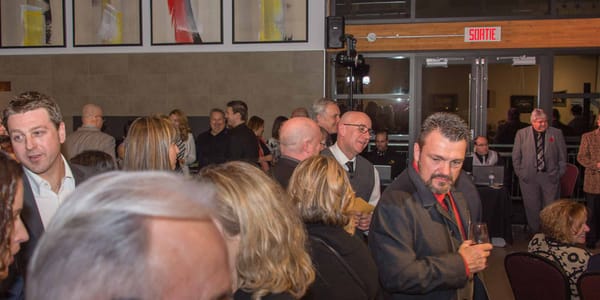 Il y avait foule au Casino du maire de Sainte-Adèle, installé pour un soir seulement à la Place des citoyens, le 4 novembre 2