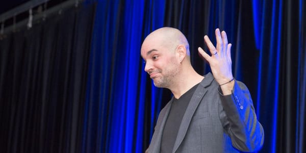 Nicolas Duvernois, le créateur de la vodka PUR, a livré un message inspirant et très coloré à la tribune de la Chambre de com