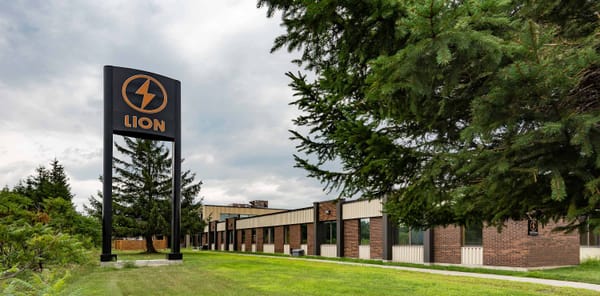 L'usine de batteries de Lion s'en va à Mirabel, que fera la Ville de Saint-Jérôme?