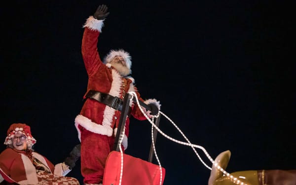 La parade du Père Noël de Saint-Colomban en photos