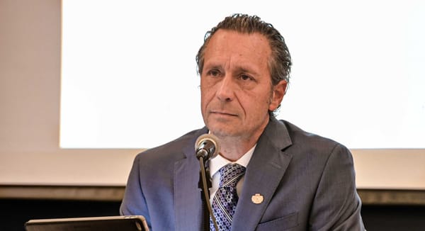 Police de Saint-Jérome: le maire Maher veut 10 M$... tout de suite!