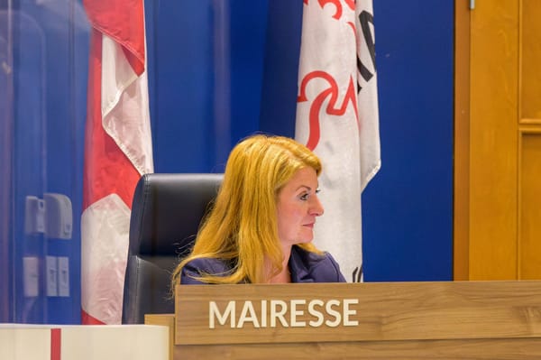 Les assemblées du conseil municipal de Saint-Jérôme ressemblent à du mauvais théâtre