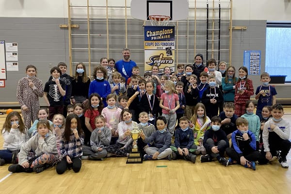 L'école du Triolet championne de la Coupe des Fondeurs, qui fait un pied de nez à la pandémie en célébrant le ski de fond