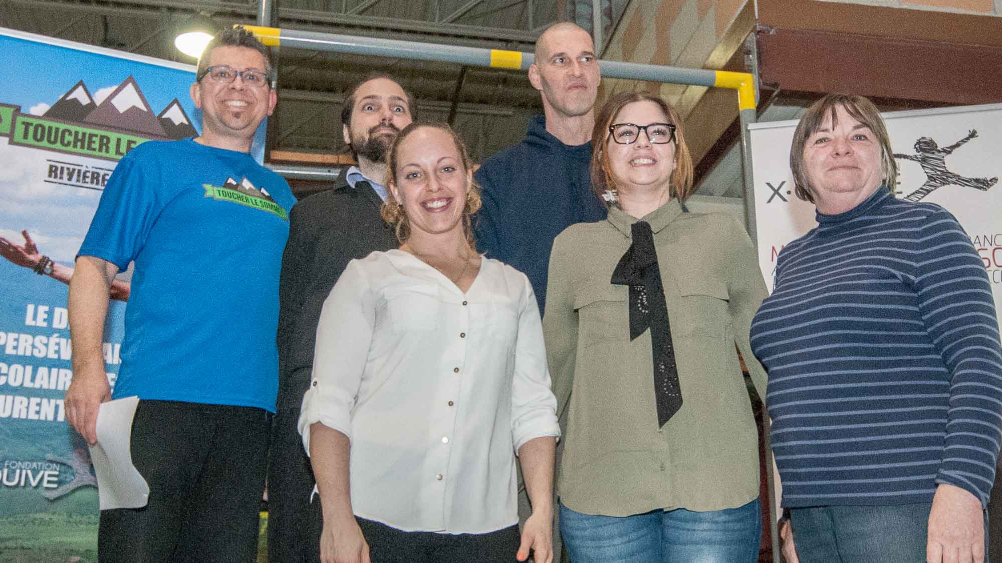 Gilbert Grenier de l'École secondaire de Mirabel, Michel Garon de la Maison des jeunes Rivière-Du-Nord, Audrey Lalande de Gym Mouvement Action, Stéphane Soucy de Gym X, Stéphanie Cloutier du Carrefour Jeunesse-Emploi Rivière-du-Nord et Sylvie Deschambault du CLSC de Saint-Jérôme.