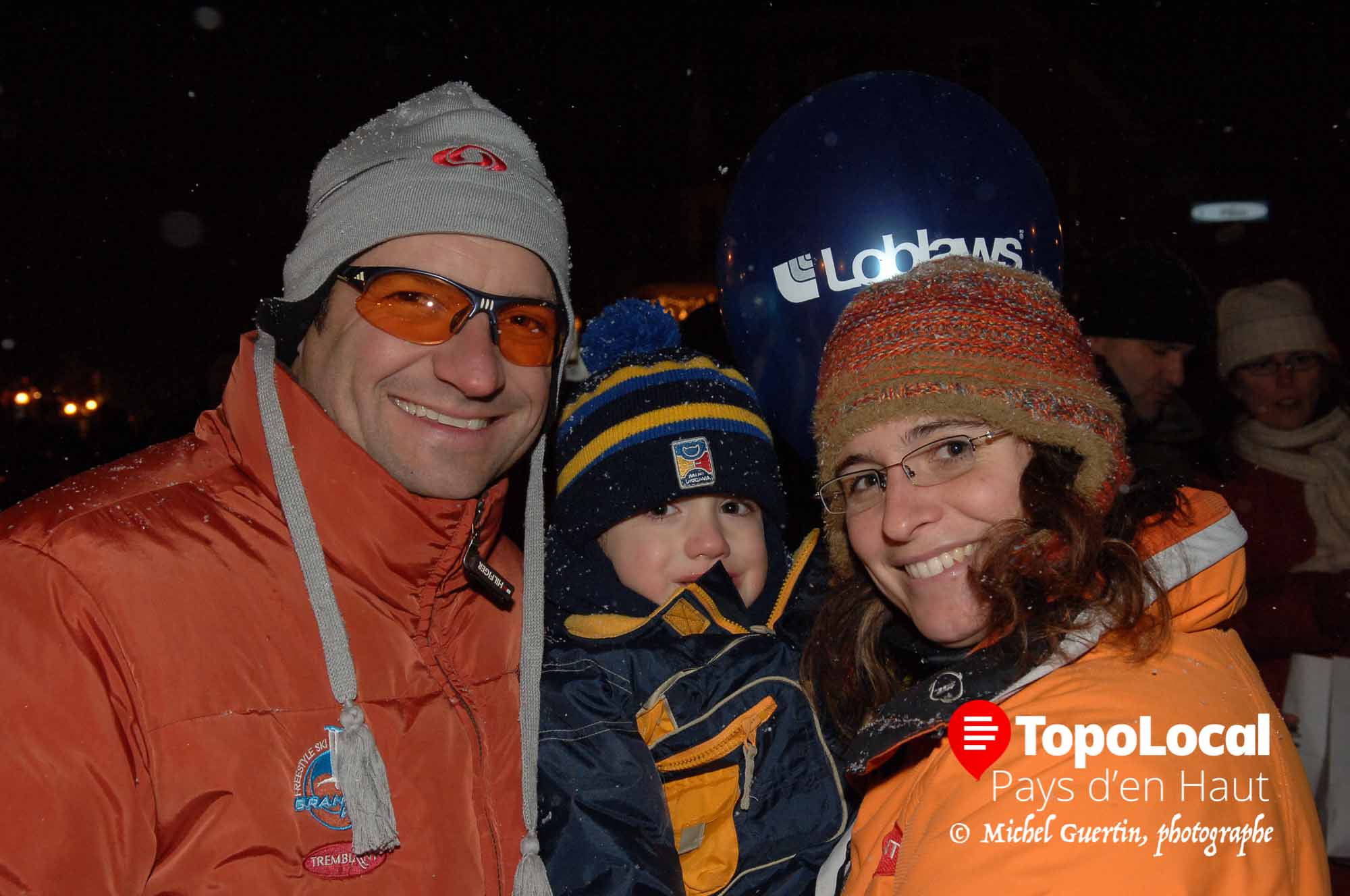 Petit souvenir d'il y a 10 ans. Alain Cyr et sa conjointe Véronique Martino avec leur fils Alexis. Eux n'ont pas changé mais il en est tout autrement pour Alexis.