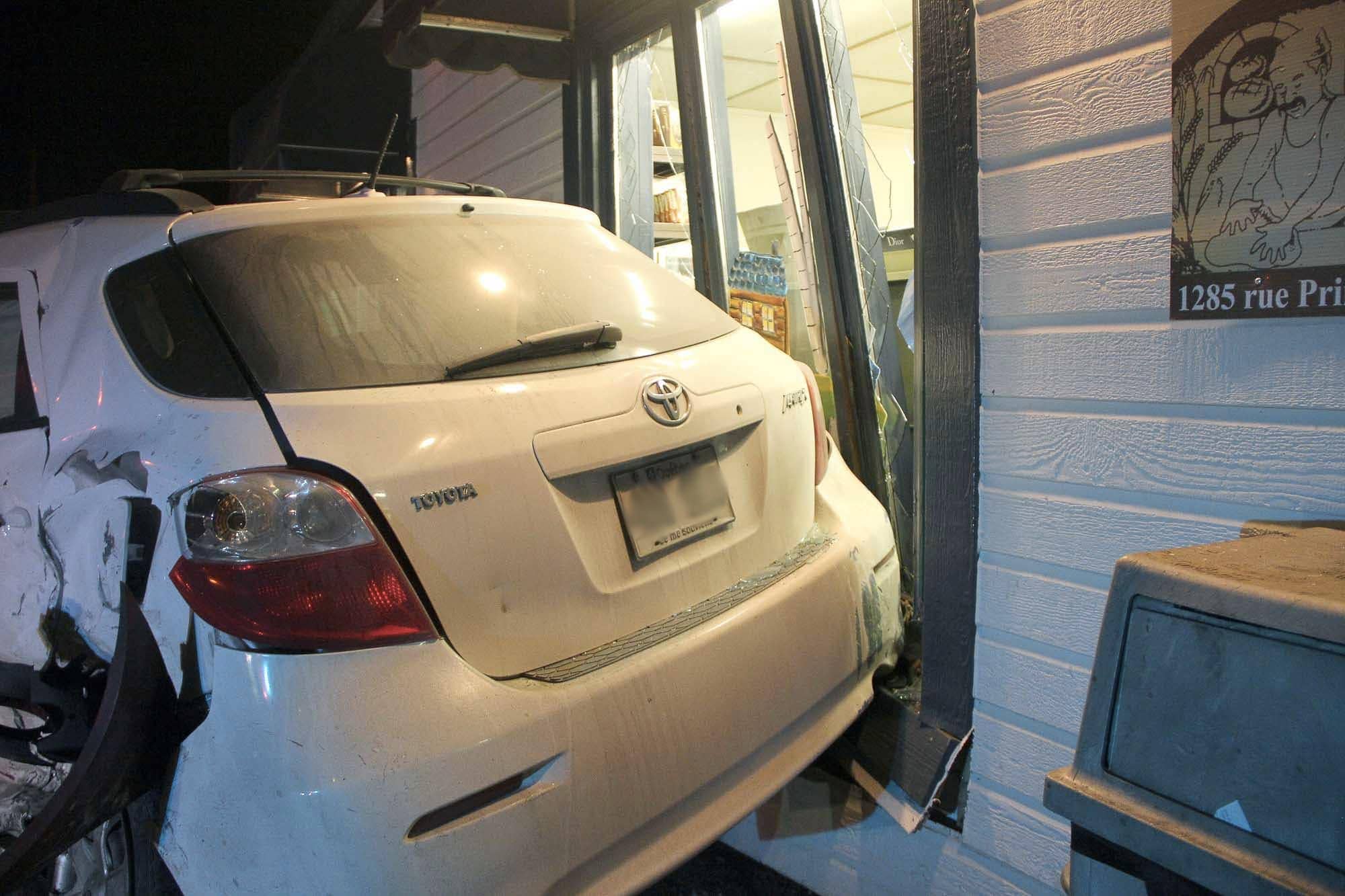 20160327-accident-depanneur-vallon-saint-sauveur-x