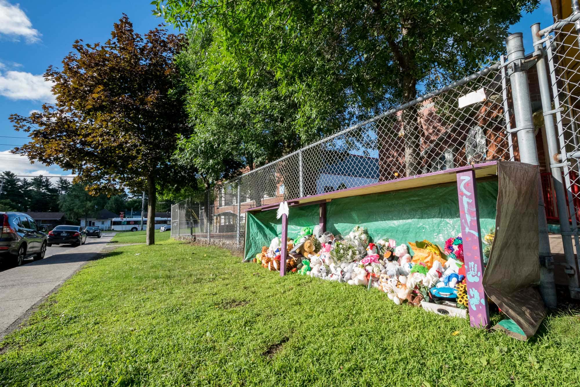 20160822-enfant-mort-oublie-auto-rue-des-pres-saint-jerome