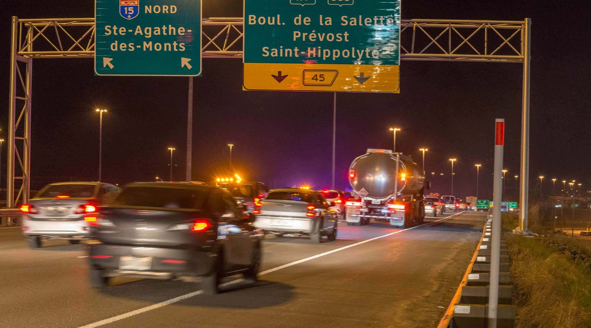 Toute la circulation vers le Nord sur l'autoroute 15 était dirigée vers la route 117.