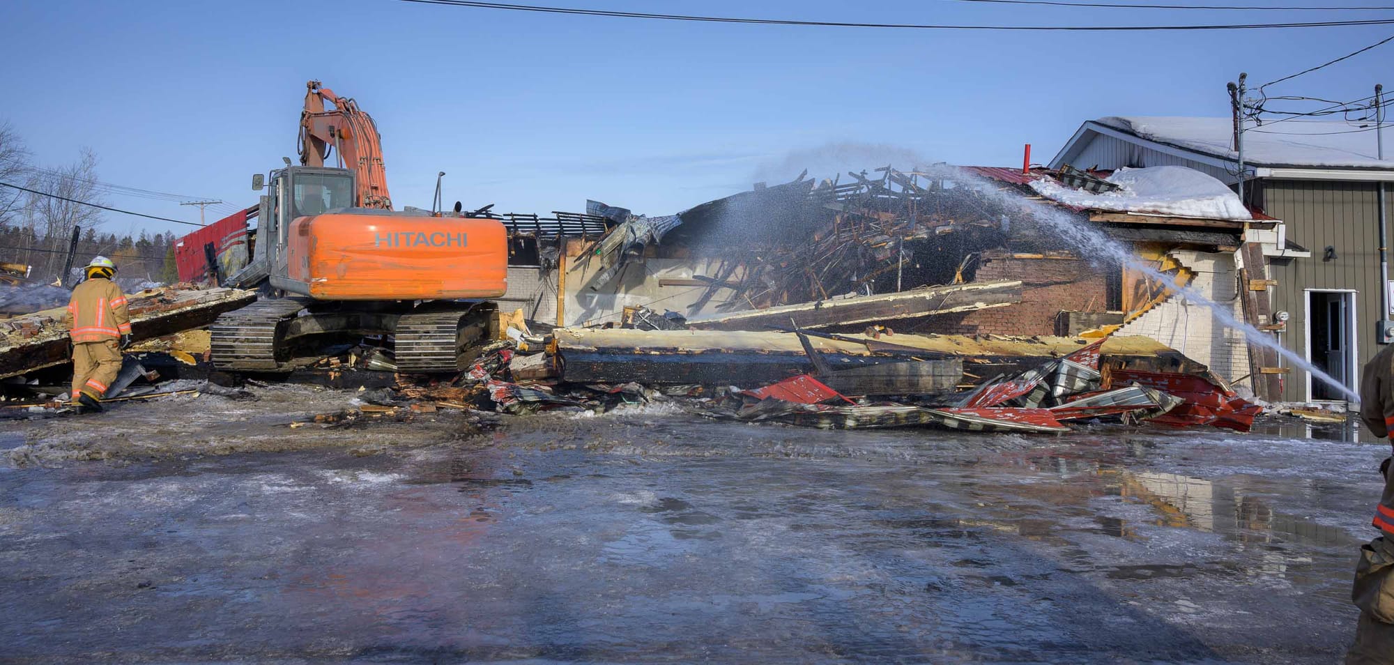 La structure du bâtiment étant devenue instable, il a été démoli dès que l'incendie a été terminé.